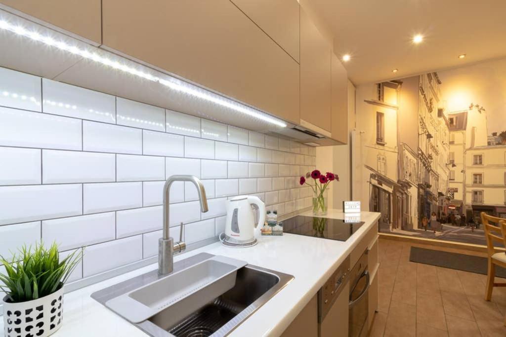 Nice And Cozy Apartment Next To The Parliament ブダペスト エクステリア 写真